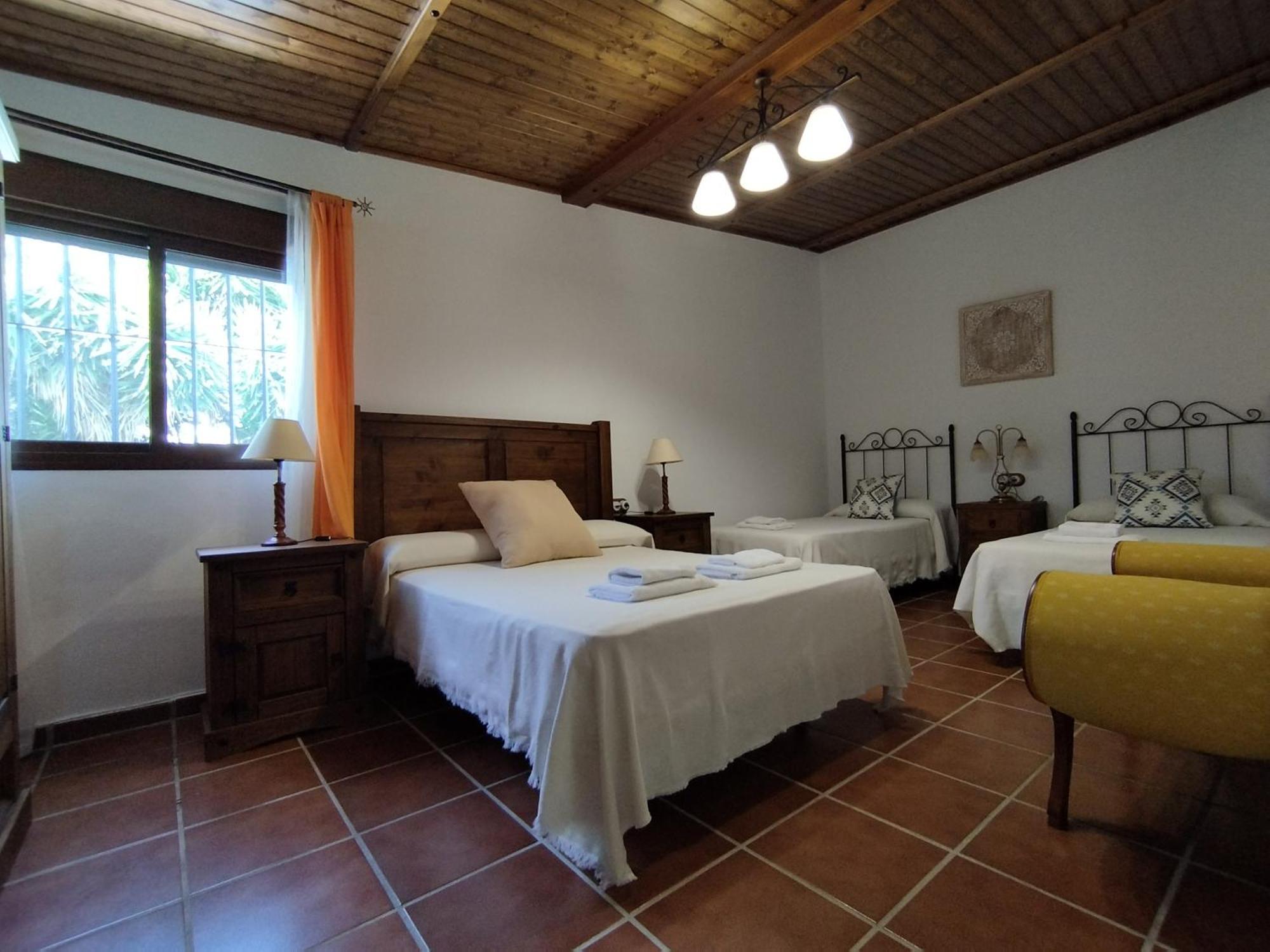 Vivienda Rural Los Madronos Malcocinado  エクステリア 写真